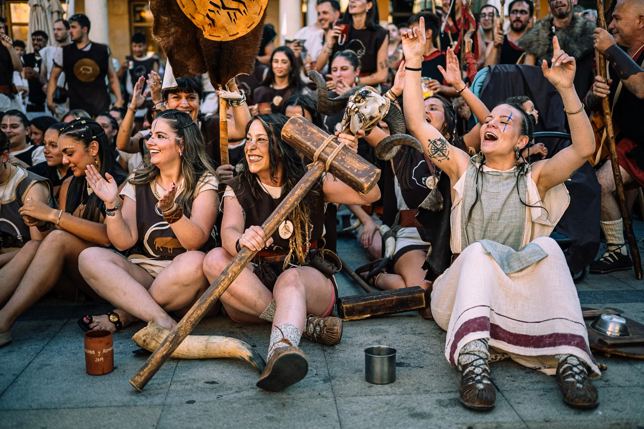 Tribu astur celebrando en la plaza Mayor de Astorga
