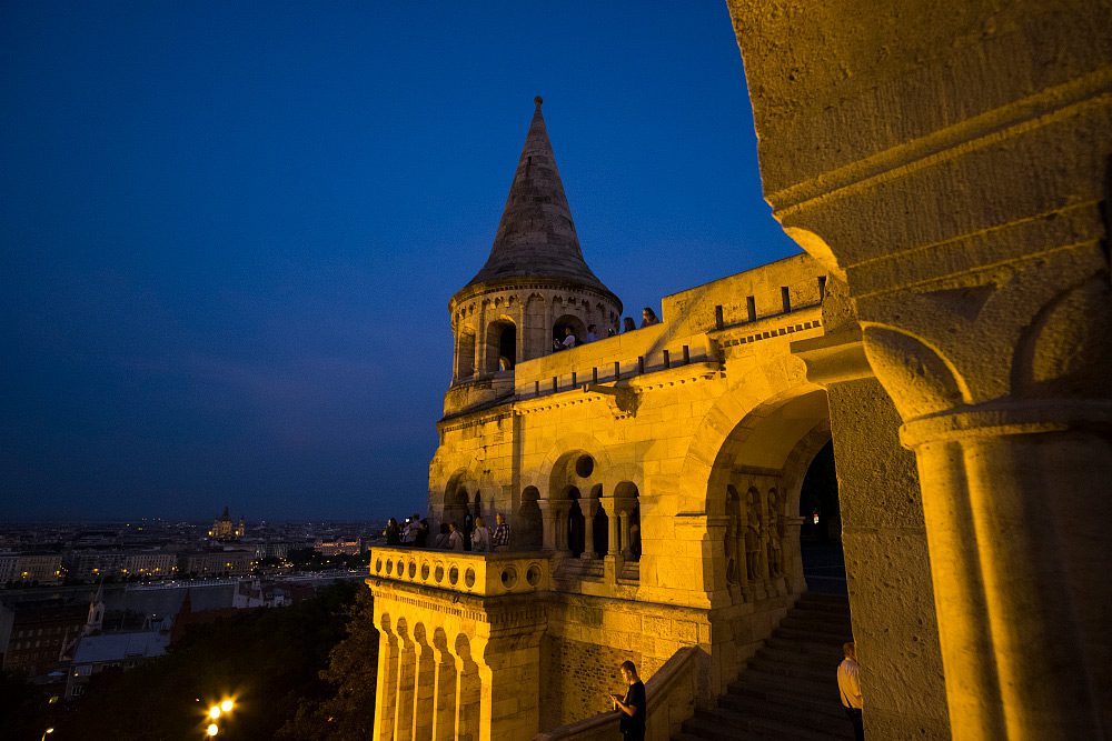 Vista nocturna de Budapest