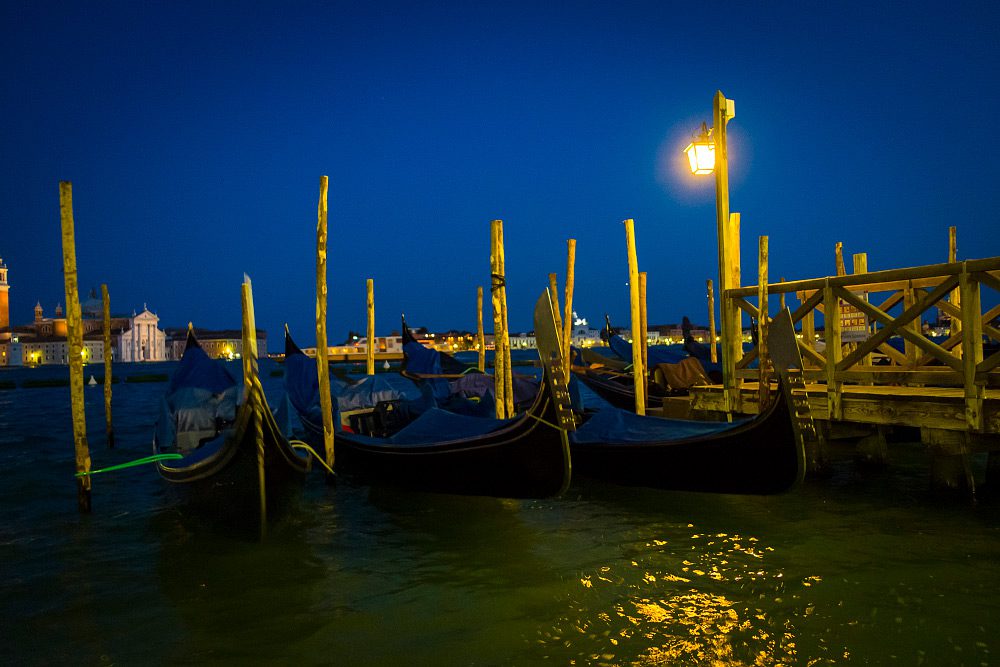 Góndolas en Venecia 