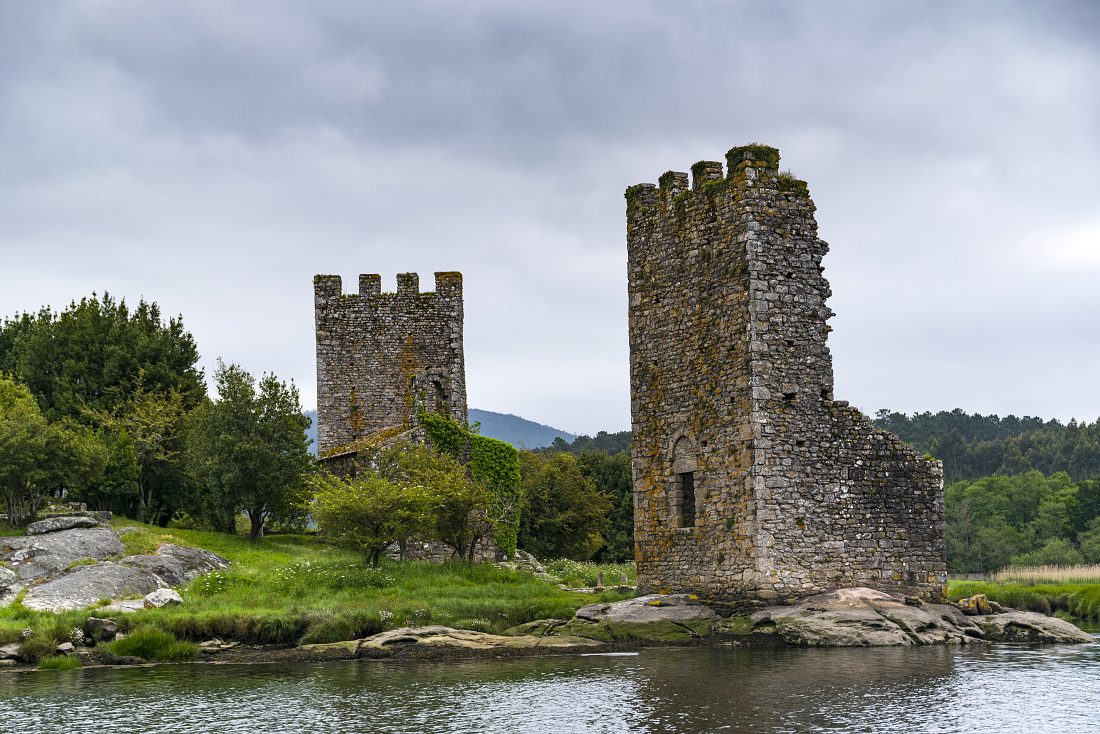 Las Torres do Oeste, en Catoira