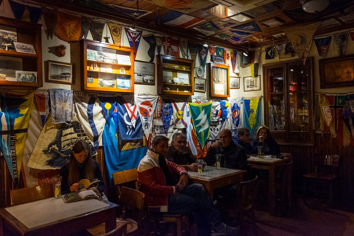 Peter Cafe en Horta