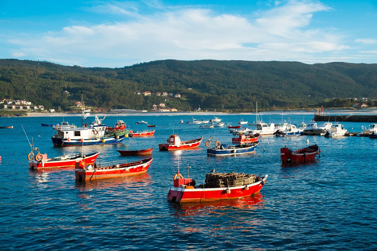 Vista del puerto de Laxe en la provincia de A Coruña