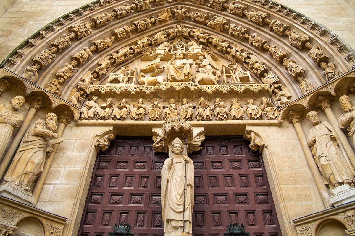 Puerta del Sarmental en la catedral de Burgos