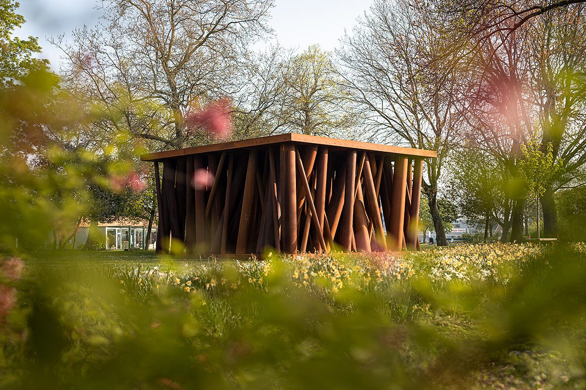 Obra 'Colonnade' de Gijs Van Vaerenbergh