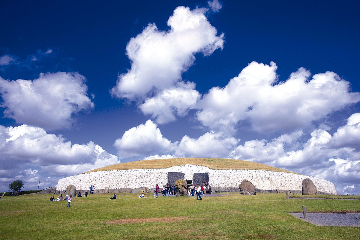 Tumba de Newgrange en Brú Na Bóinne