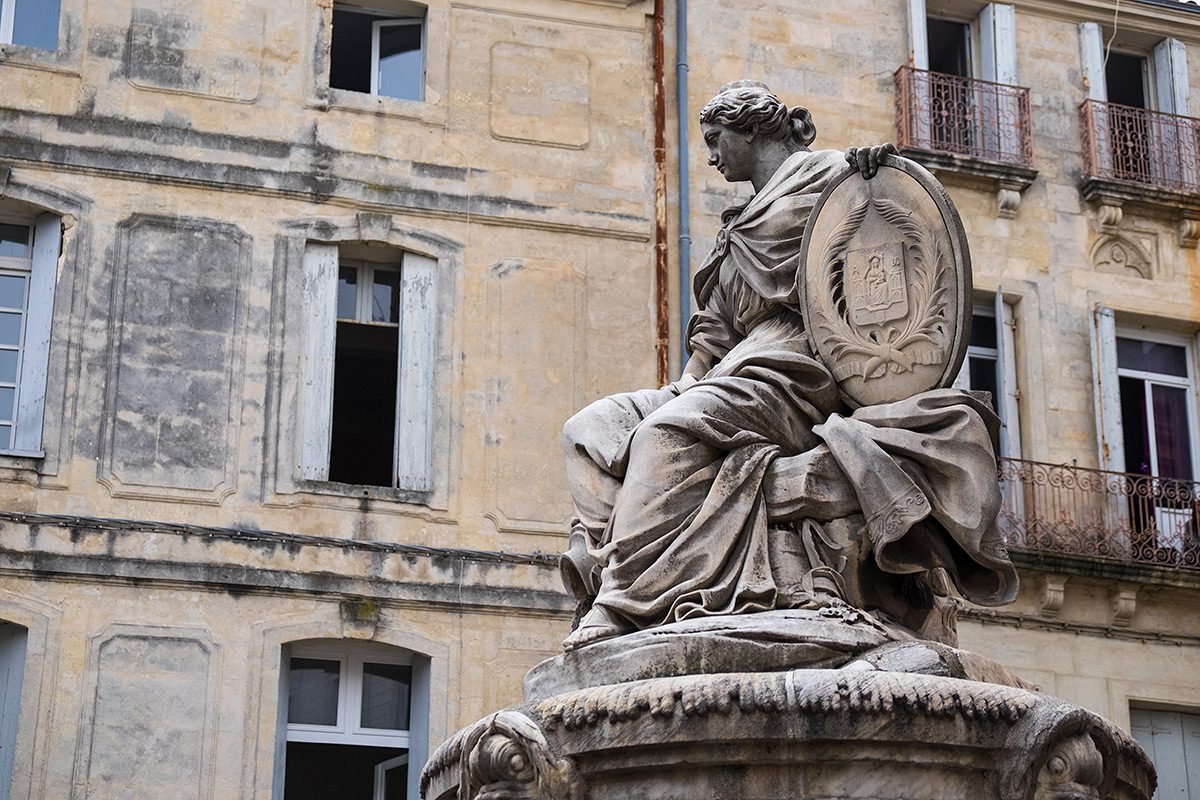 Estatua alegoría Montpellier
