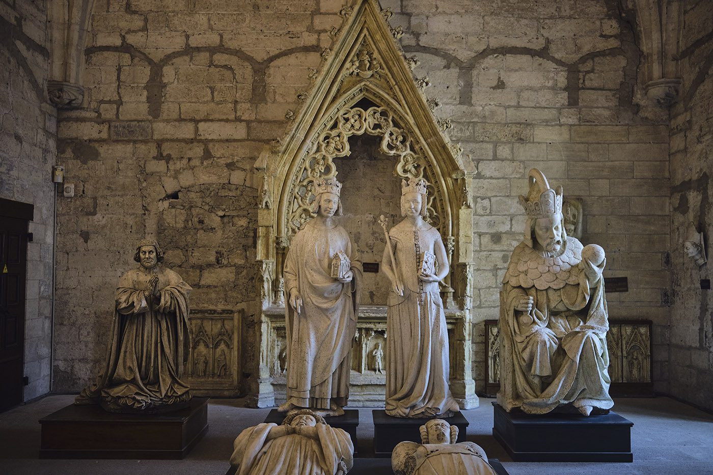 Esculturas en el Palacio de los Papas