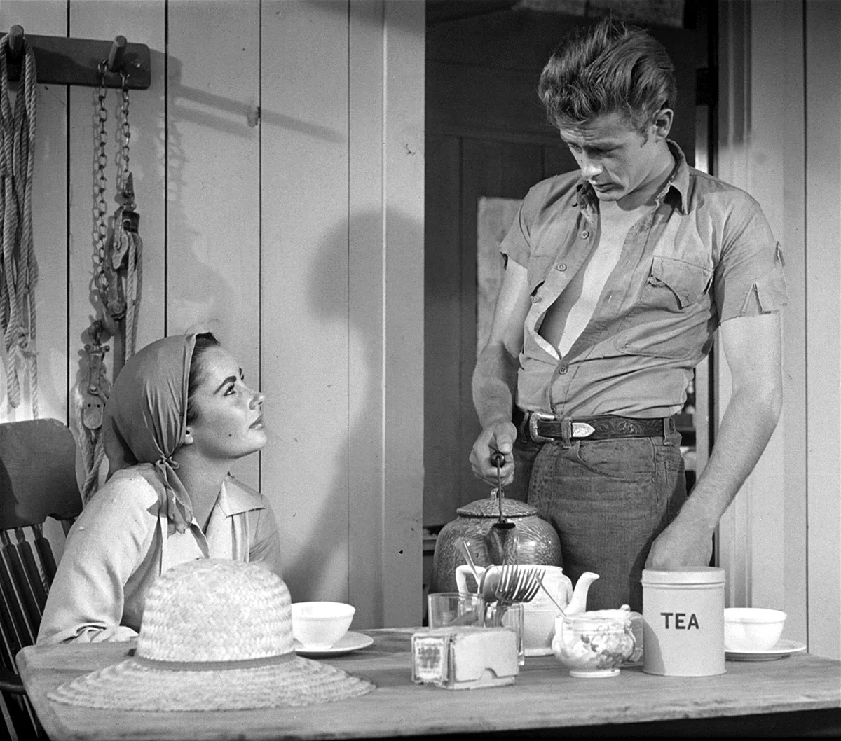 James Dean y Elizabeth Taylor en Gigante