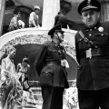 Sessió de models al Park Güell. Barcelona, 1967. De la serie L art d'arribar a ser cosa. Colita
