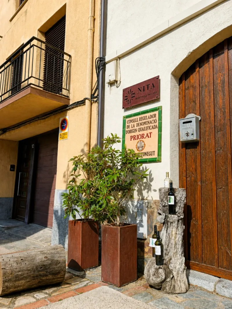 Pequeña bodega de Gratallops